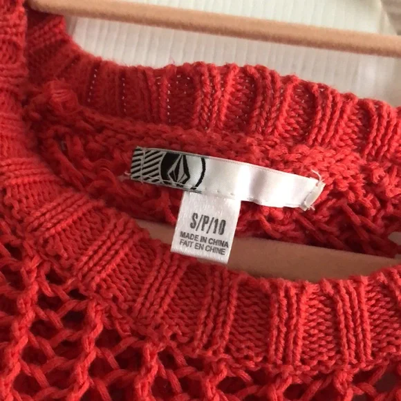 Volcom sweater - Picture 2 of 3